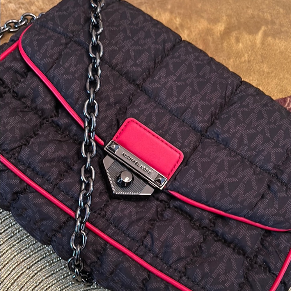Michael Kors Black and  Red Crossbody Bag. Gunmetal chain strap. Small size.